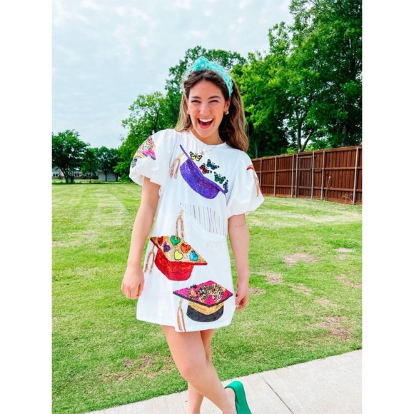 Queen of Sparkles | Grad Dress. - Picture 10 of 13